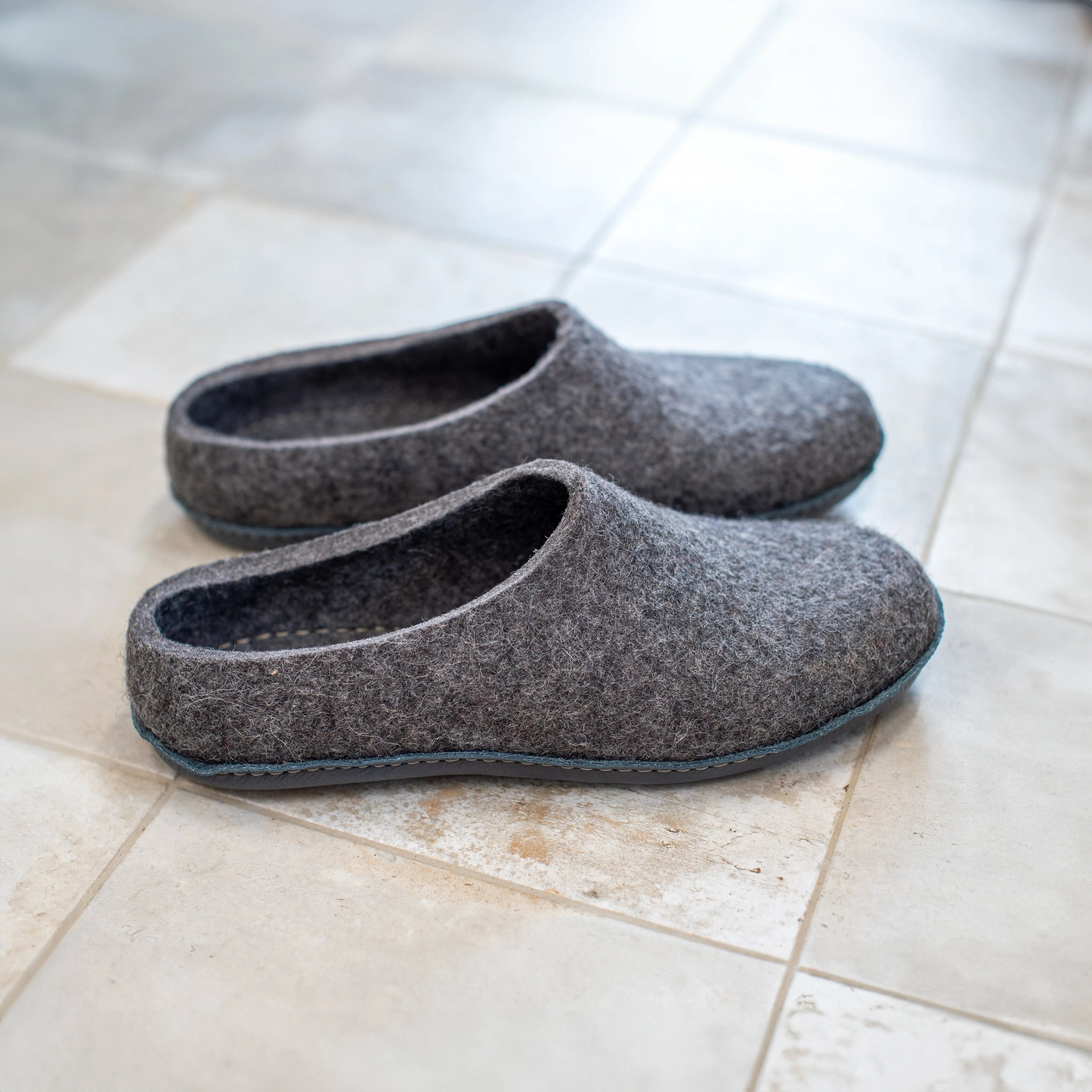 COCOON Men's slippers - Dark Gray