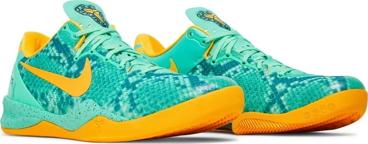 Limited Edition Nike Kobe 8 'Green Glow' Sneakers, Green