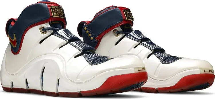 Limited edition Nike Zoom LeBron 4 'Playoff' sneakers, white