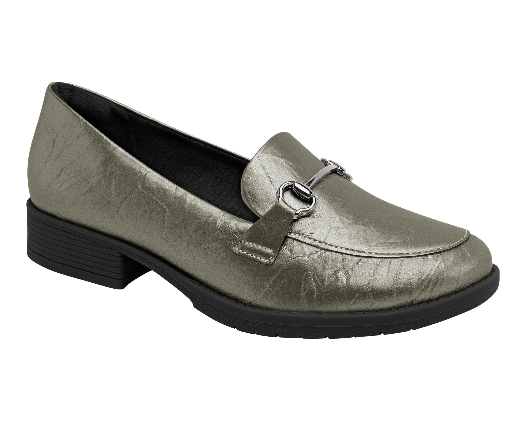 Timeless Confidence Meets Utilitarian Style: Versatile Moccasins for Travel, Work, and Casual Outfits Ref: 653001-01