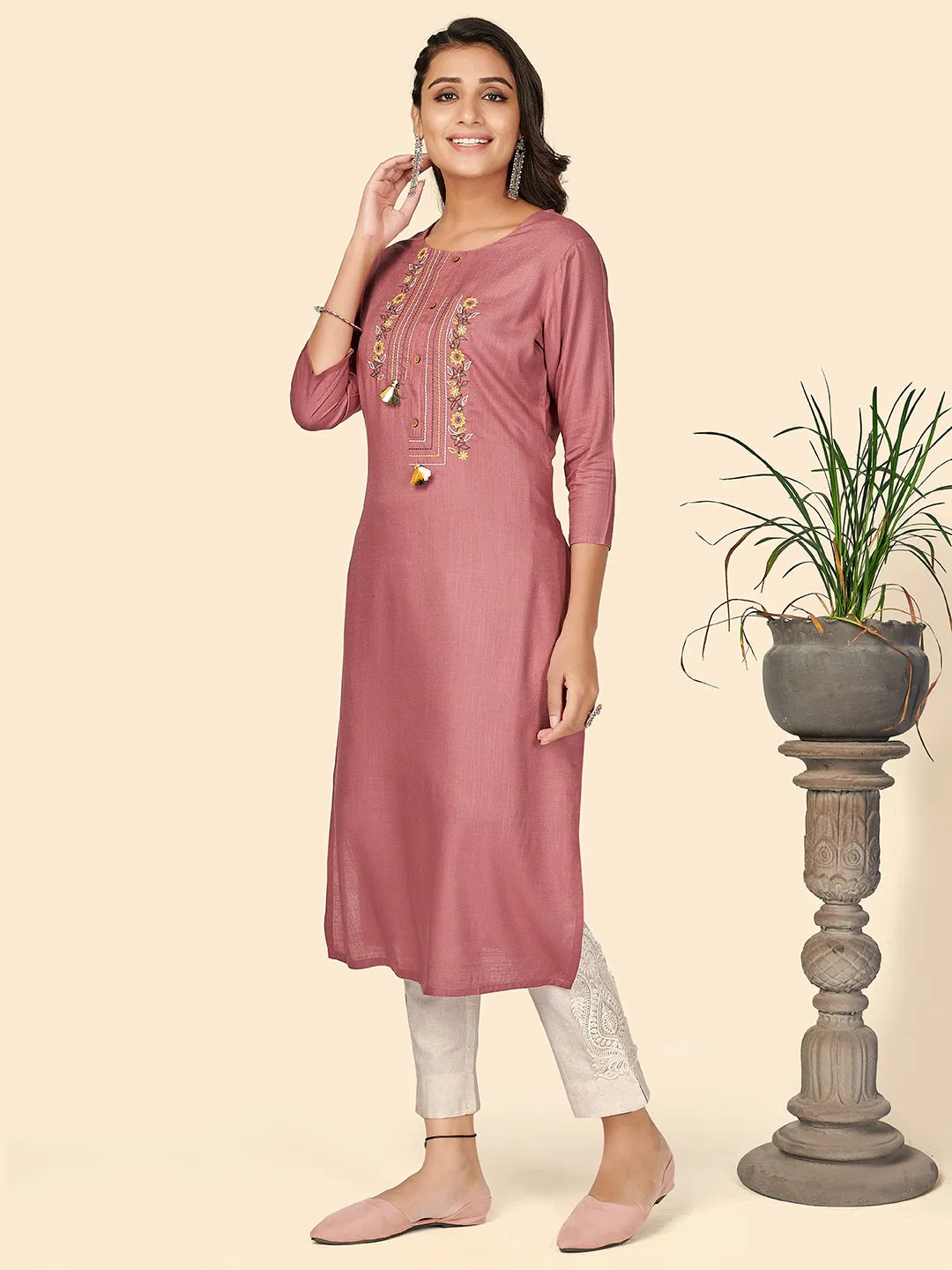 Women'S Embroidered Straight Rayon Rust Pink Stitched Kurta