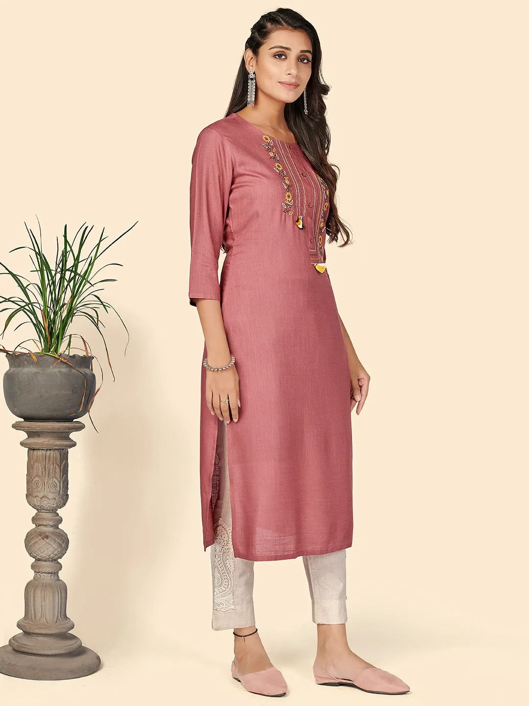 Women'S Embroidered Straight Rayon Rust Pink Stitched Kurta